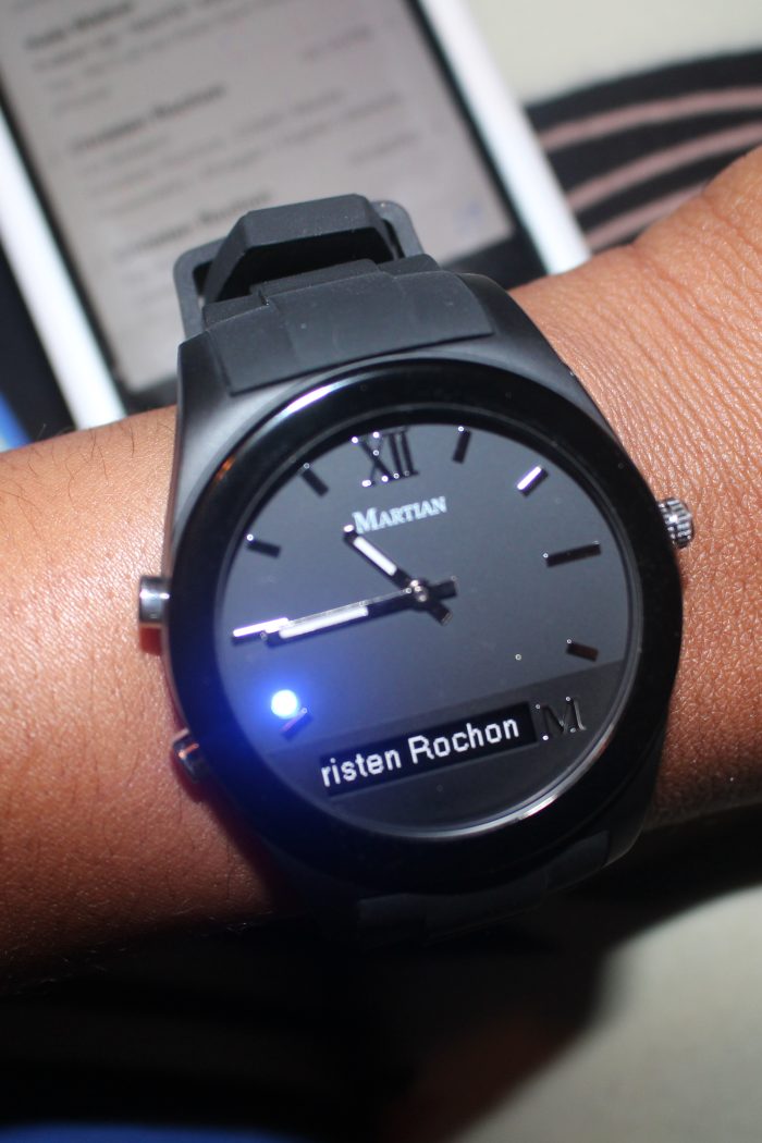 Meet The Martian Notifier – A Stylish Watch That’s Smart! [Review]