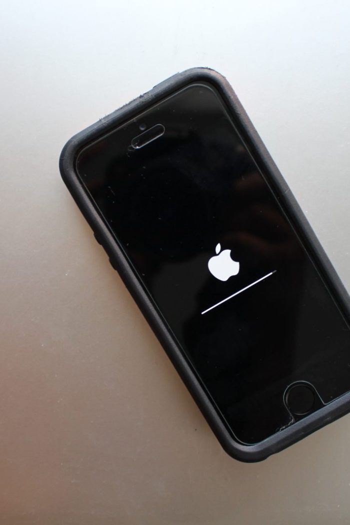 This Is Why Your Slow iPhone Malfunctions Every Time A New iPhone Is Released