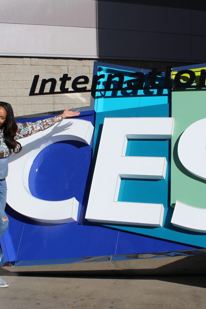 Tech-Infused Fashion, Selfie Accessories And More Trending In Tech At CES 2015 [Video] #CES2015