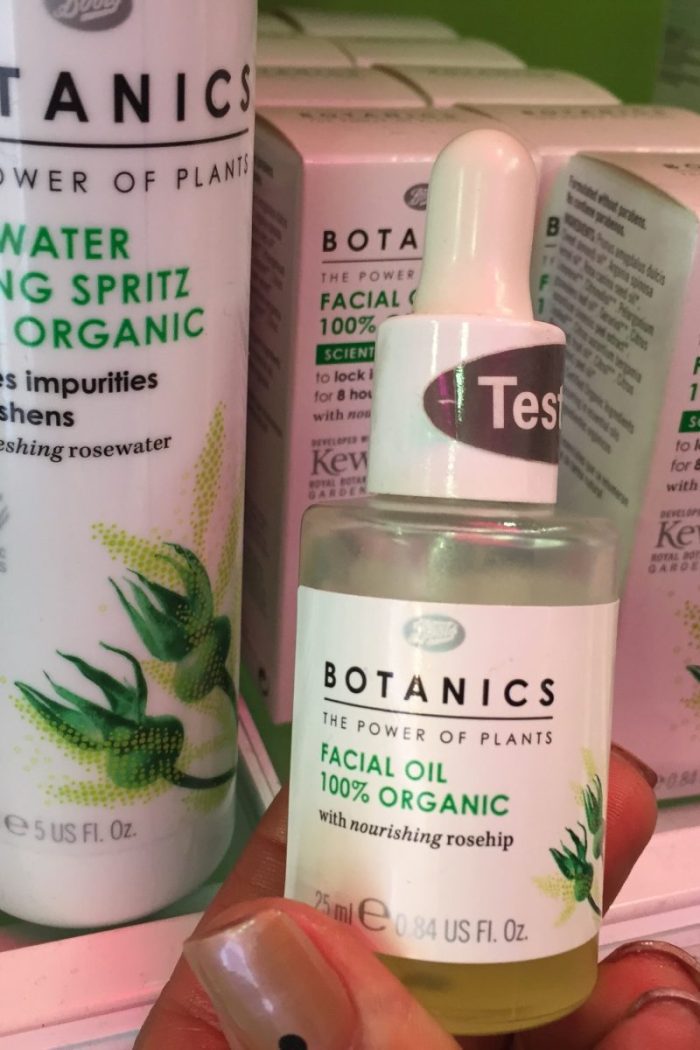 Reveal Beautiful Skin And Save The Planet With Boots Botanics #BrightenUp #Ad