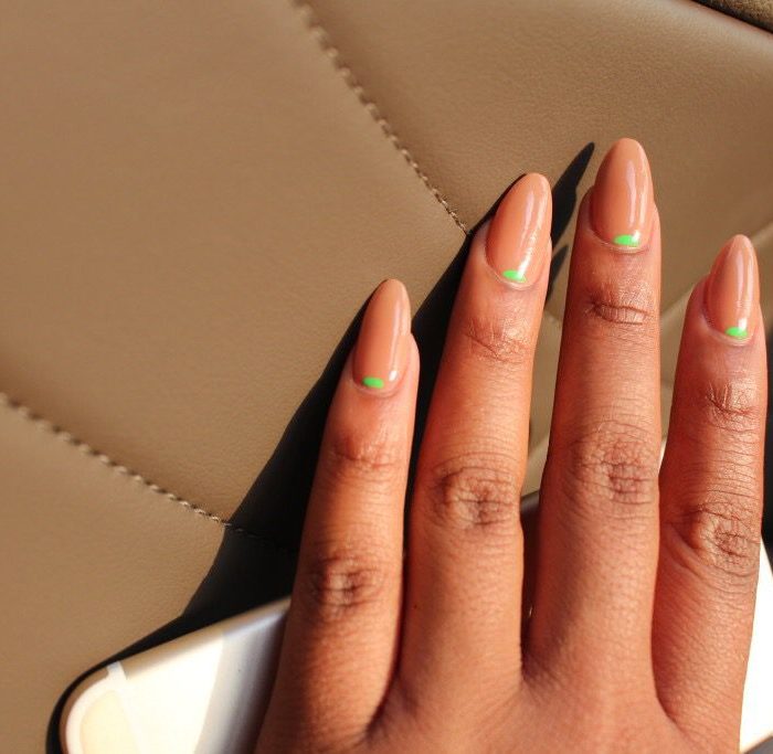 Mani Monday: Nude With A Pop of Neon Punk #ManiMonday