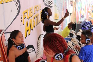 Essence Street Style